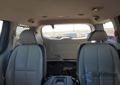 2017 Kia Sedona Lx из США, поврежденный, VIN KNDMB5C11H6326136